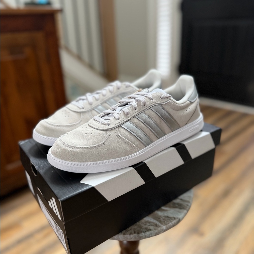 ADIDAS sneaker